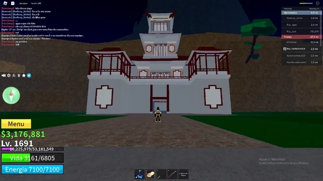 The Island Empress's palace, with the door used for the wall trick.